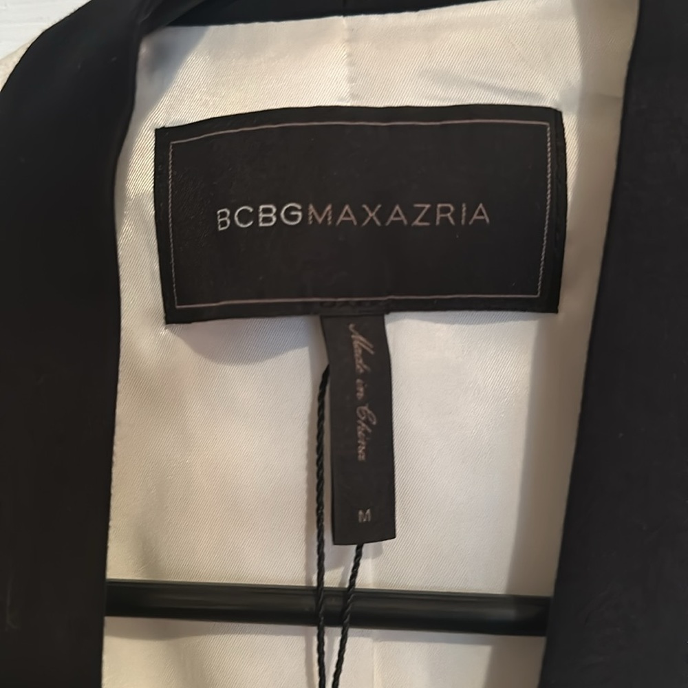 BCBG MaxAzria - Picture 3 of 3